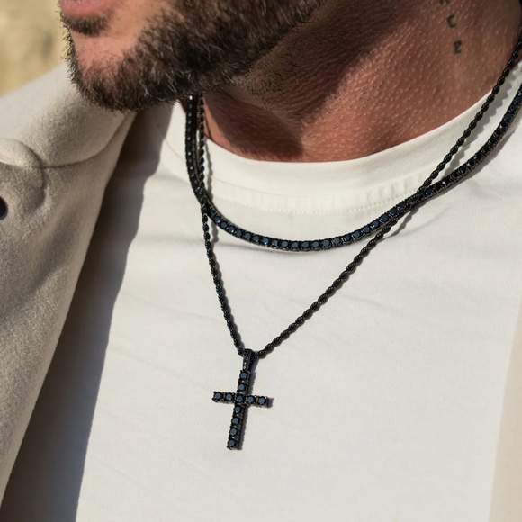 RGMNT ICED CROSS PENDANT - BLACK - Picture 2 of 5